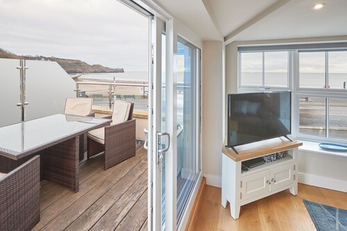 Turnstone Cottage, Stunning Sea Views,Dog Friendly