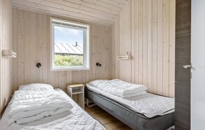 7 室のベッドルーム、旅行用ベビーベッド、WiFi (無料)