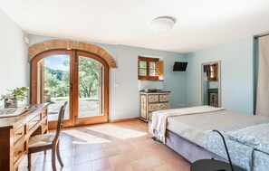 3 bedrooms, free WiFi, bed sheets - 3 bedroom beautiful home in Arezzo (Arezzo)