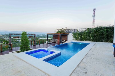 Luxury Villa with a Stunning View 