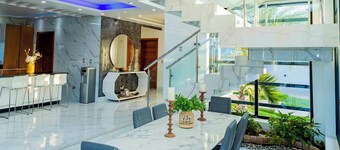 Luxury Villa with a Stunning View 