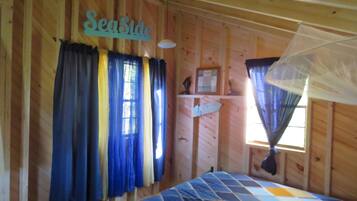 Basic Cabin, Garden View | Free WiFi, bed sheets
