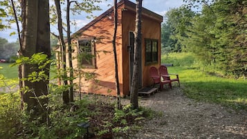 Economy Cabin | Terrace/patio
