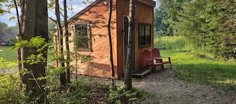 Schlafmans Hollow Solar Cabins
