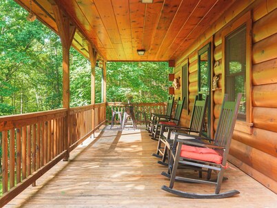Take in Nature @ Whispering Woods, Secluded and Stylish