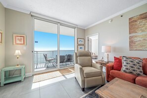 Smart TV - Oceanfront Resort Amenities | Palacio 1001 | My Beach Getaways (Pensacola)