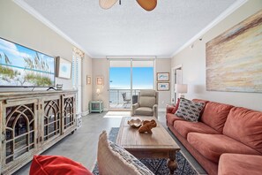 Smart TV - Oceanfront Resort Amenities | Palacio 1001 | My Beach Getaways (Pensacola)