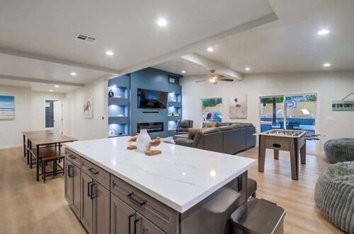 5BR Oasis | Pool, Hot Tub & Luxe Outdoor Retreat!