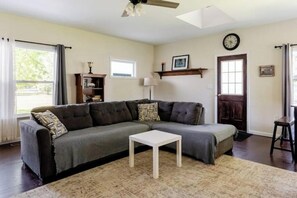 Smart TV, DVD player, books