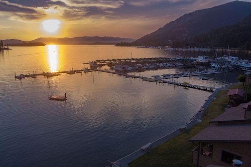Pend Oreille Shores Resort 