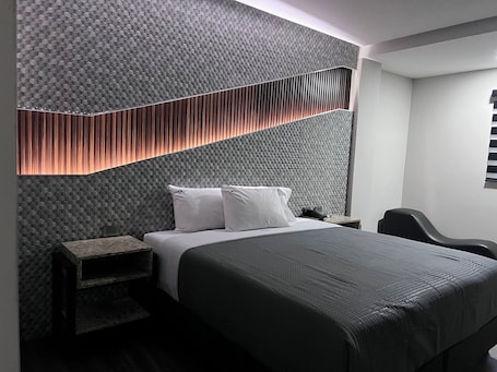 20 habitaciones y sábanas de algodón egipcio . HOTEL KAYE8
