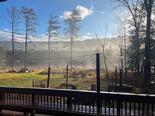 The Chalet - Rustic Retreat