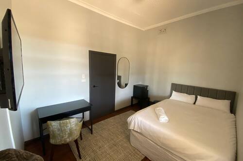 Standard Room, 1 Queen Bed, Non Smoking