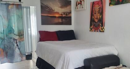 420 Friendly South Beach Miami