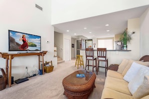 Condo, Multiple Beds (Alii Cove#U23) | Living area