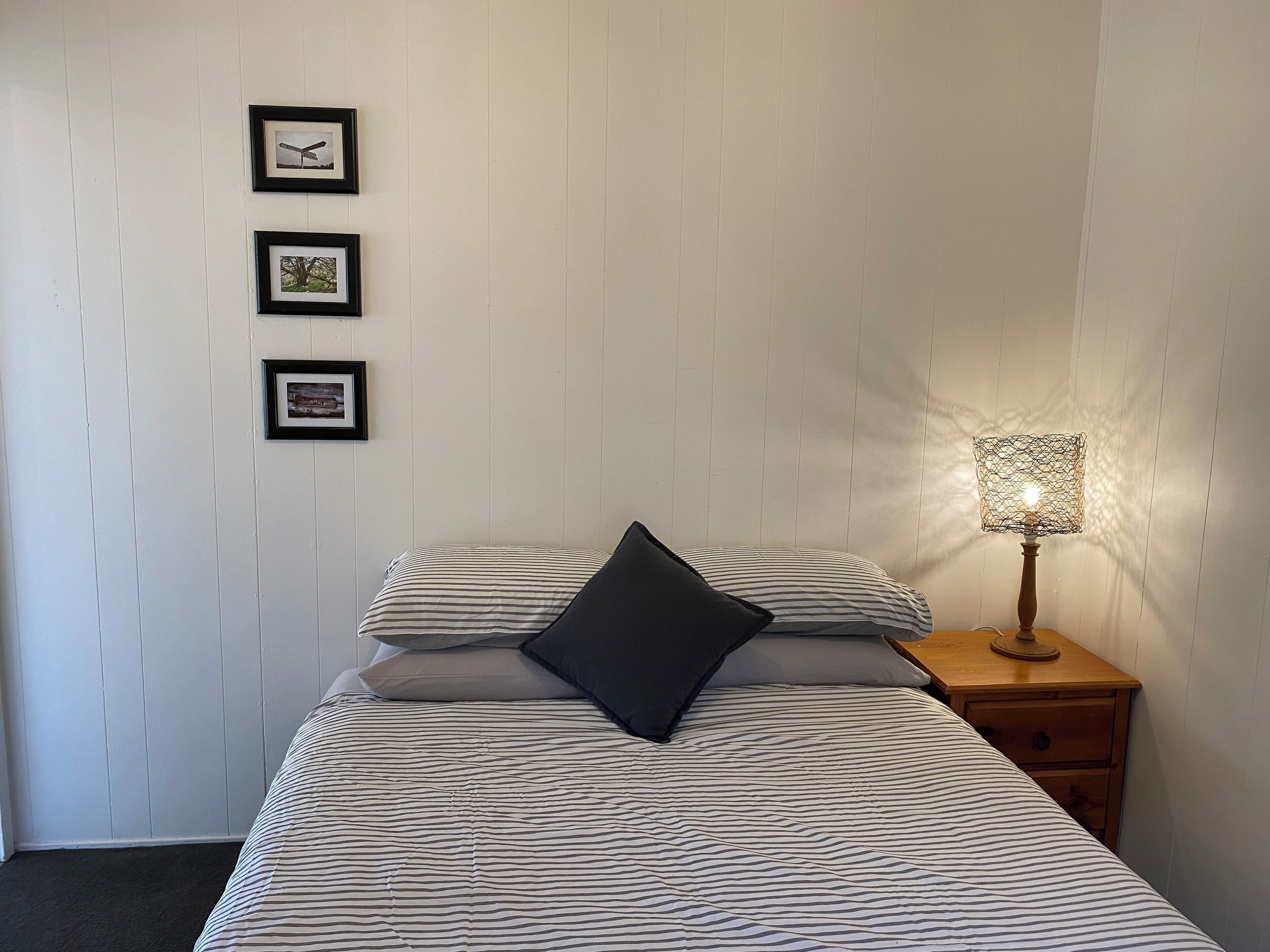 1 habitación y ropa de cama 