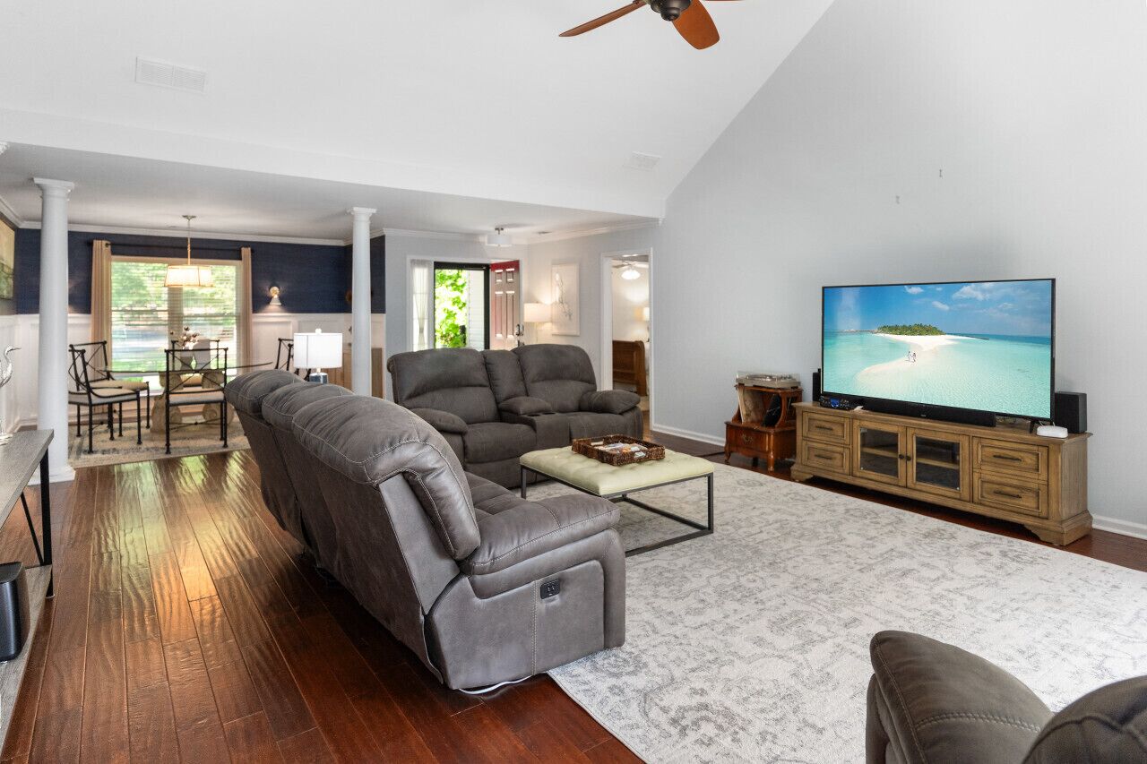 Smart TV, video games, books, offices