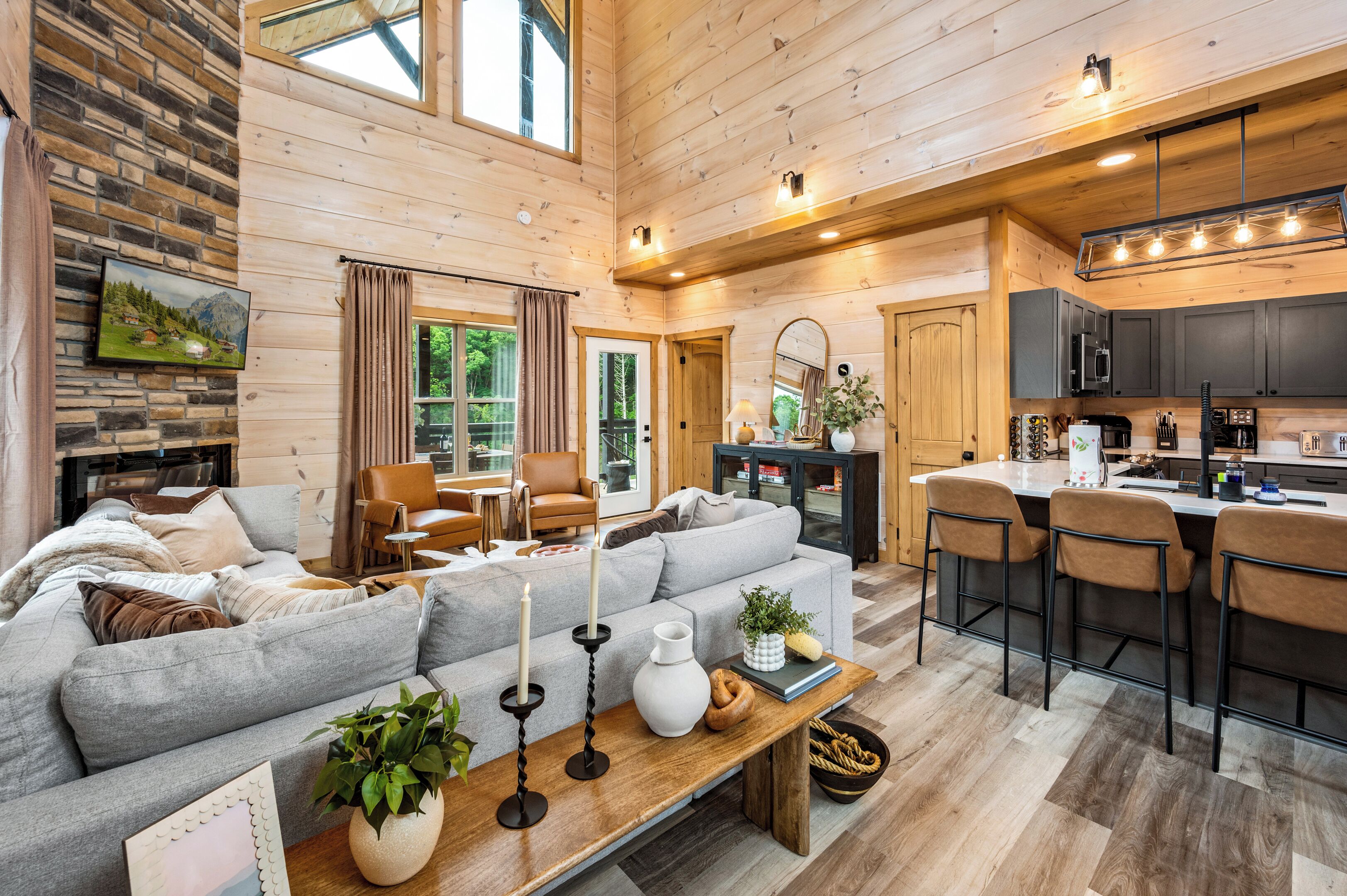 Smart TV, fireplace, video games, ping pong