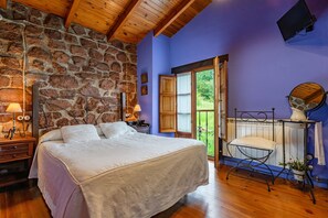 2 camere, ferro/asse da stiro, Wi-Fi gratuito, lenzuola