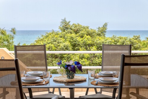Ferienhaus 'Casa In Residence Villa Marina' mit Meerblick, Gemeinschaftspool und privater Terrasse