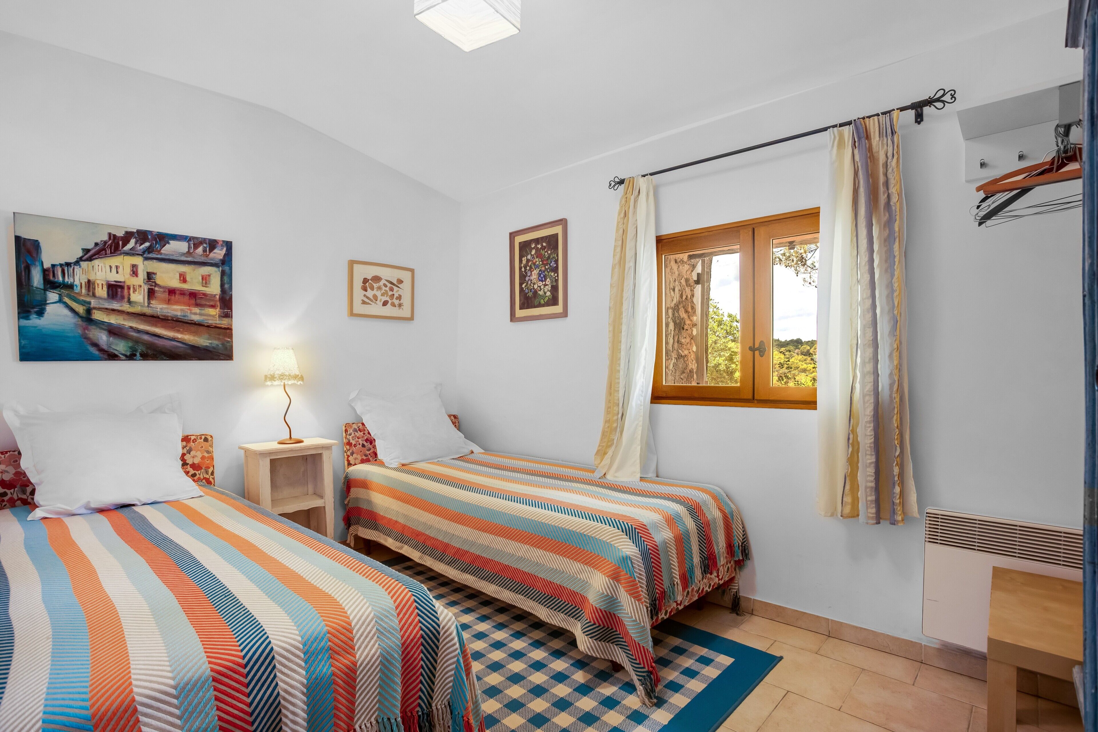 3 sovrum, gratis wi-fi och sängkläder