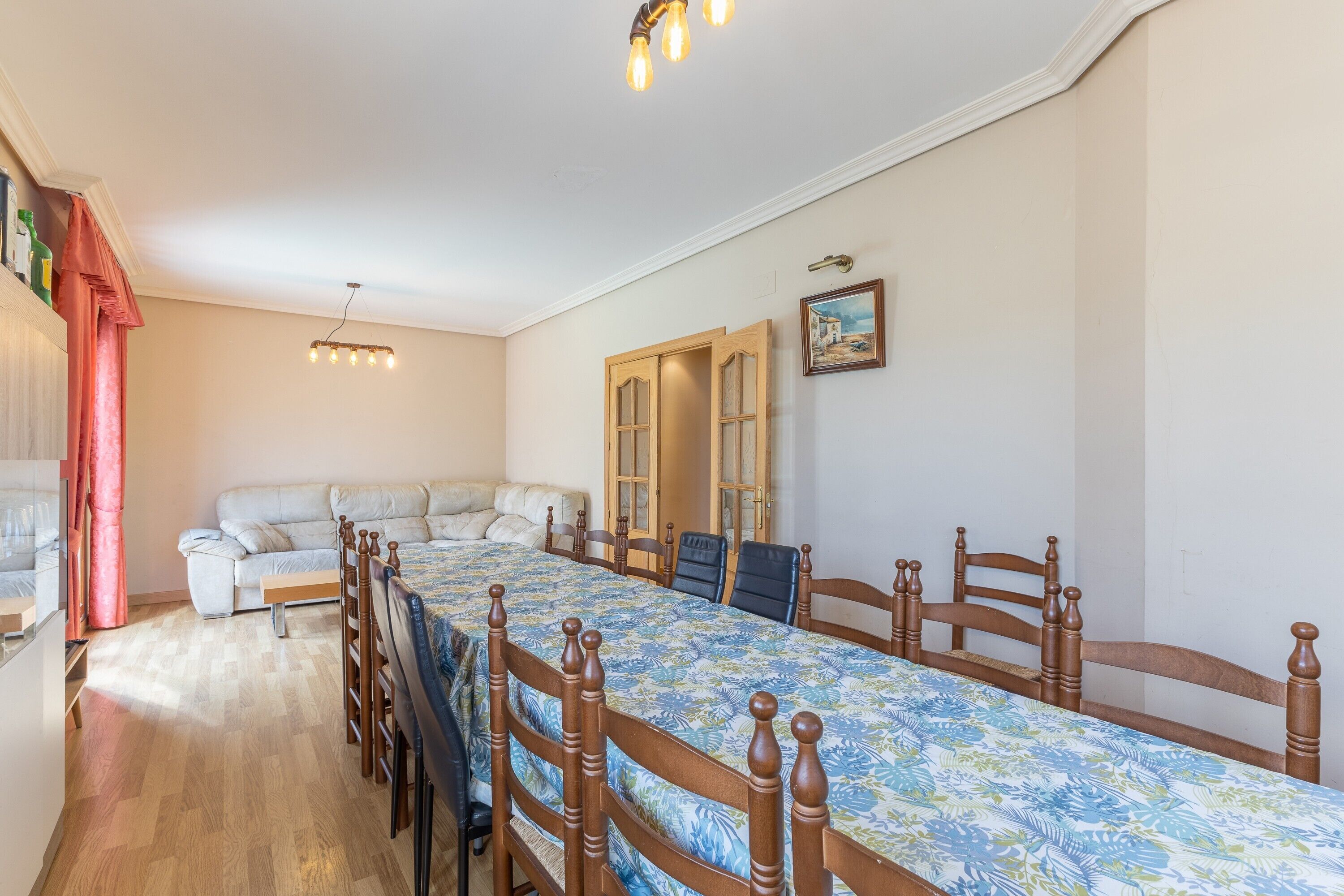 Finca El Olivo: Casa Rural Con Vistas A Sierra De Guadarrama, Segovia - Villacastín