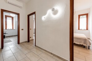 Interior - Holiday Home 'Casa Vacanza Tra Le Colline Pisane' with Shared Garden, Wi-Fi and Air Conditioning (San Miniato)