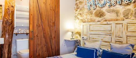 5 habitaciones y ropa de cama