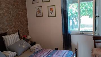 2 Schlafzimmer, Bügeleisen/Bügelbrett, kostenloses WLAN, Bettwäsche