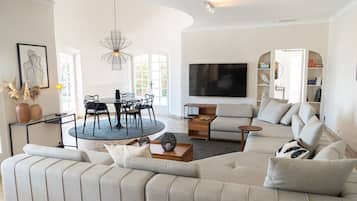 TV, fireplace, table tennis