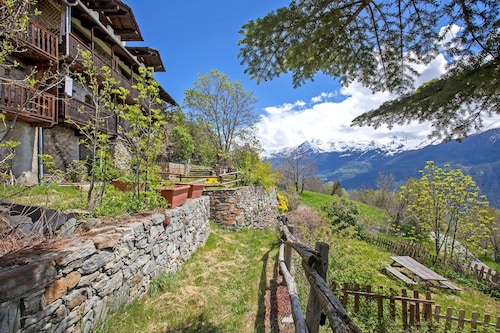 Room “Grolla” – Intimacy and Tranquility