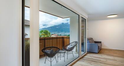 Apartment '2' with Mountain View, Wi-Fi and Air Conditioning