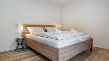 2 soverom, strykejern/-brett, wi-fi (inkludert) og sengetøy