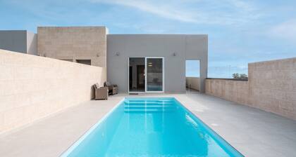 Apartment 'Tesoro Del Mare with Private Pool 2' with Mountain View, Wi-Fi and Air Conditioning