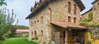 Apartamento 'El Apartamento' con vistas a la montaña, terraza privada y Wi-Fi