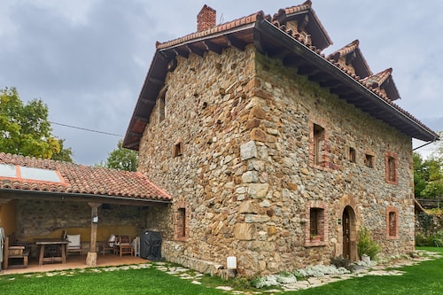 Holiday Home 'La Venta Del Alma' with Mountain Views, Private Terrace and Wi-Fi