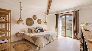 3 dormitorios, tabla de planchar con plancha, wifi gratis y ropa de cama