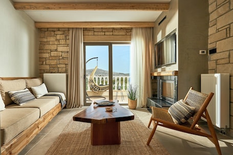 TV, fireplace. Country House 'Villa 1' with Mountain View, Balcony and Wi-Fi
