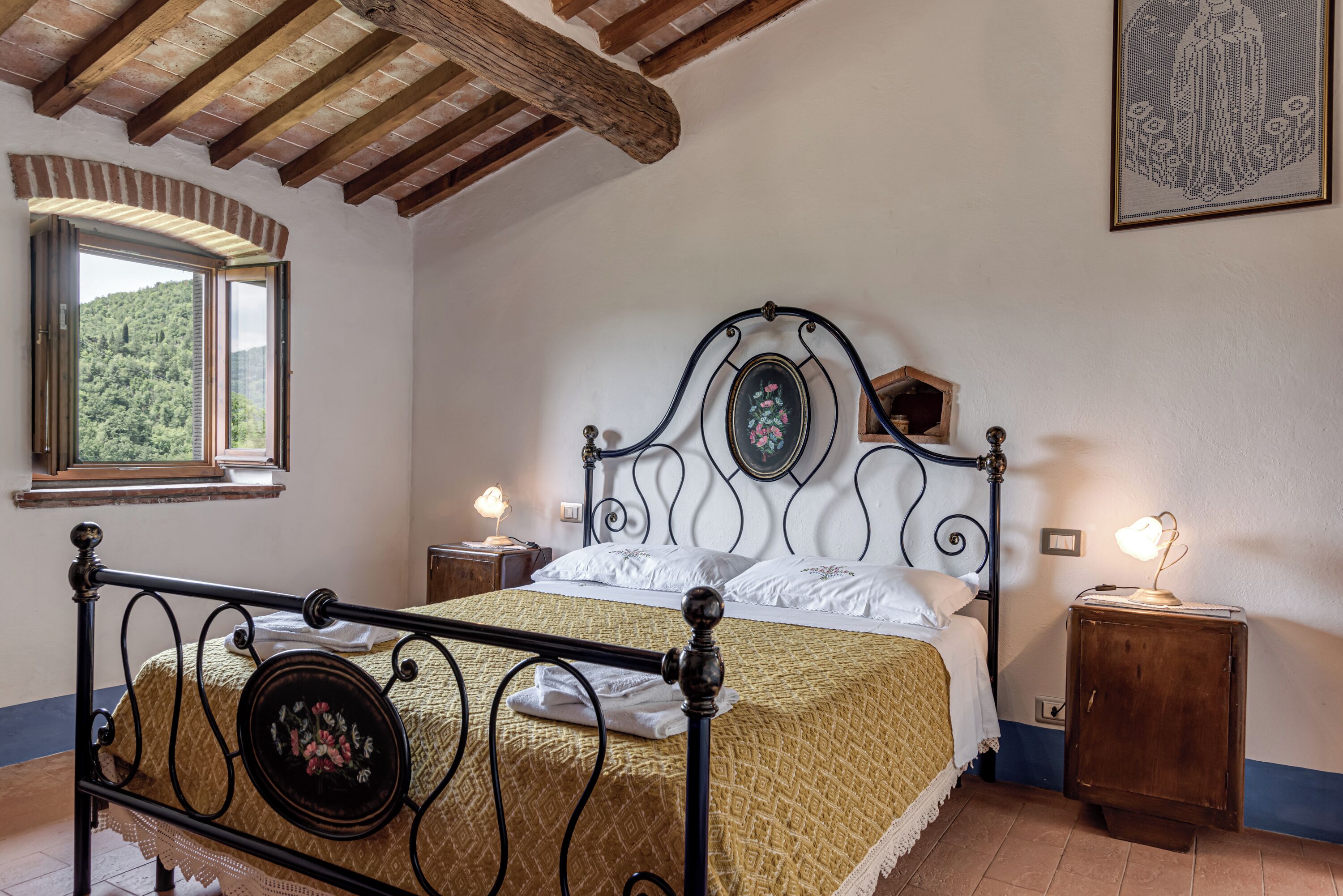 4 bedrooms, free WiFi, bed sheets