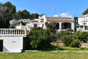 Exterior - Villa 'Vicenta' with Private Pool, Wi-Fi and Air Conditioning (Jávea)