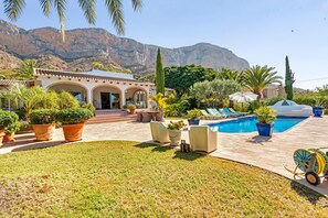 Pool - Villa 'Flores' with Private Pool, Wi-Fi and Air Conditioning (Jávea)