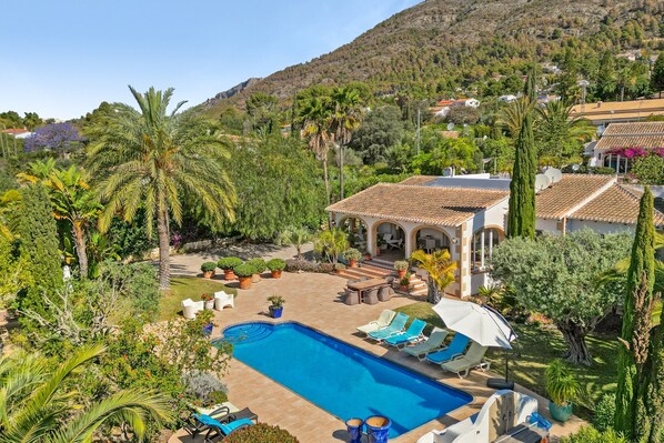 Pool - Villa 'Flores' with Private Pool, Wi-Fi and Air Conditioning (Jávea)