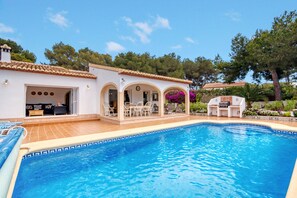 Pool - Villa 'Margarite' with Private Pool, Wi-Fi and Air Conditioning (Xàbia)