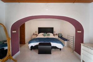 3 chambres, Wi-Fi gratuit, draps fournis