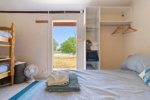 4 Schlafzimmer, Bügeleisen/Bügelbrett, kostenloses WLAN, Bettwäsche