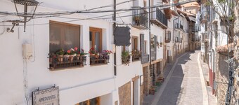 Apartment 'Casa El Cojo 1a' with Balcony and Wi-Fi