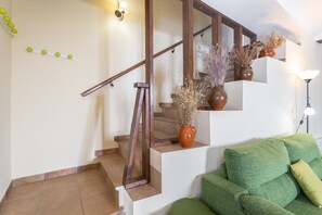 Interior - Holiday Apartment "Casa El Cojo 2B" with Mountain View, Balcony & Wi-Fi (Alcala De La Selva)