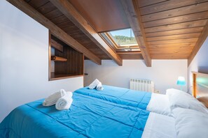 3 habitaciones, tabla de planchar con plancha y wifi gratis 