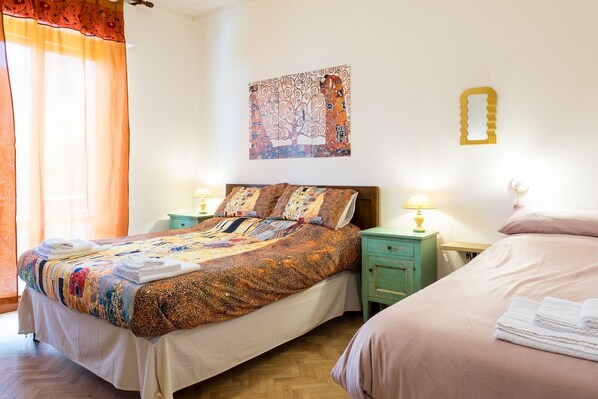 1 bedroom, free WiFi, bed sheets