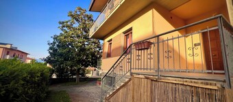 Habitaciones 'Art Rooms - Banksy Klimt' con terraza compartida, Wi-Fi y aire acondicionado